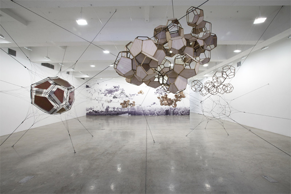 Tomas Saraceno, Air-Port-City / Cloud Cities