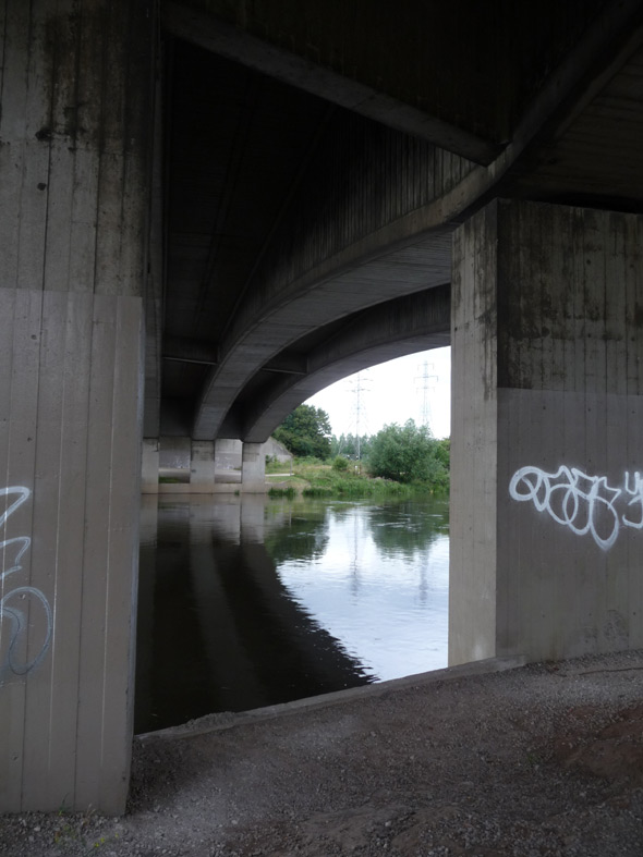 Annexinema & The Magnificent Revolution present a cycle-powered-cinema screening artist's films Annexinema & The Magnificent Revolution present a cycle-powered-cinema screening artist's films