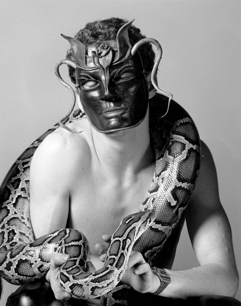 Robert Mapplethorpe, Snakeman, 1981 Robert Mapplethorpe, Snakeman, 1981