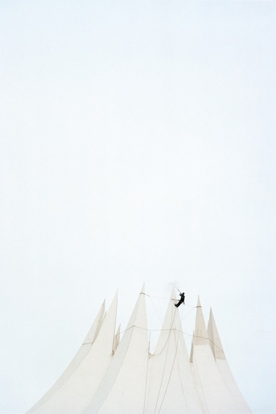 NOGUCHI Rika, A Man and Some Birds #4, 2010 NOGUCHI Rika, A Man and Some Birds #4, 2010